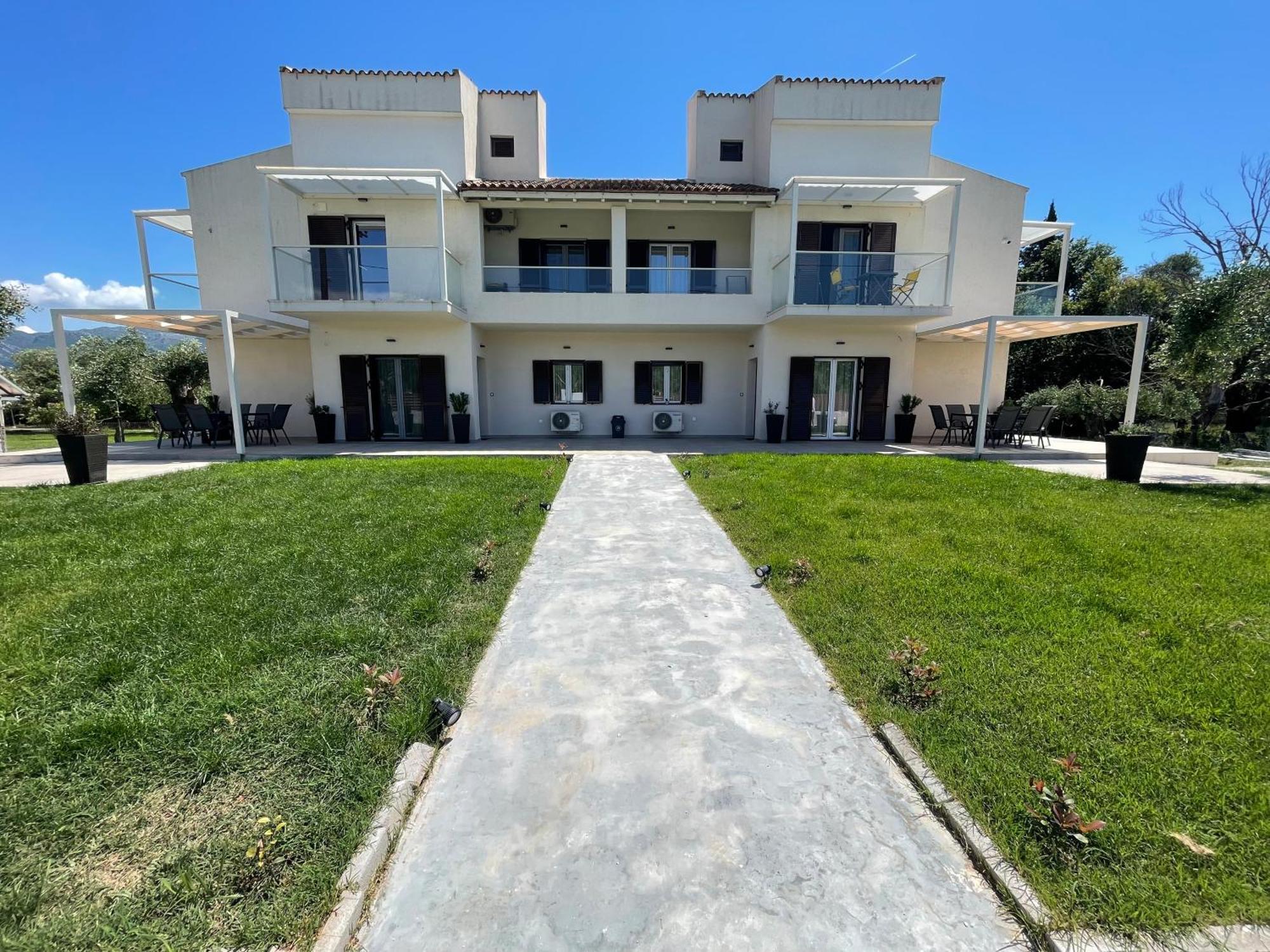 Villa Rodelia Roda  Exterior photo